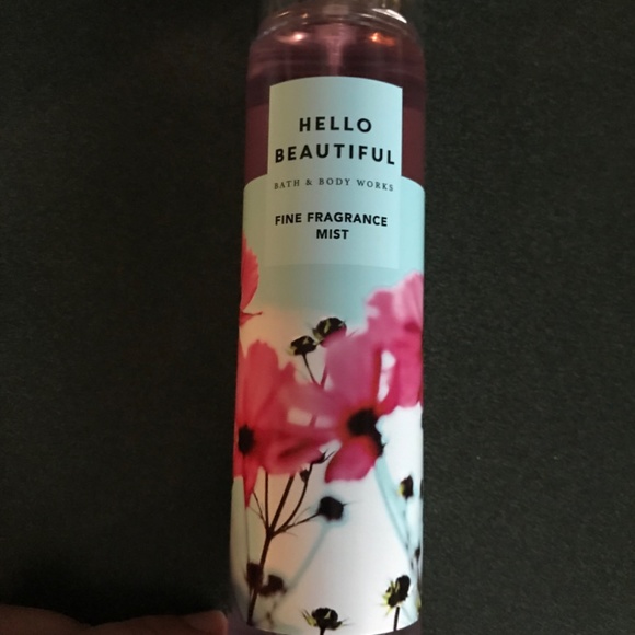 Bath & Body Works Hello Beautiful Fine Fragrance Mist 8 fl oz/236 ml - Picture 7 of 14